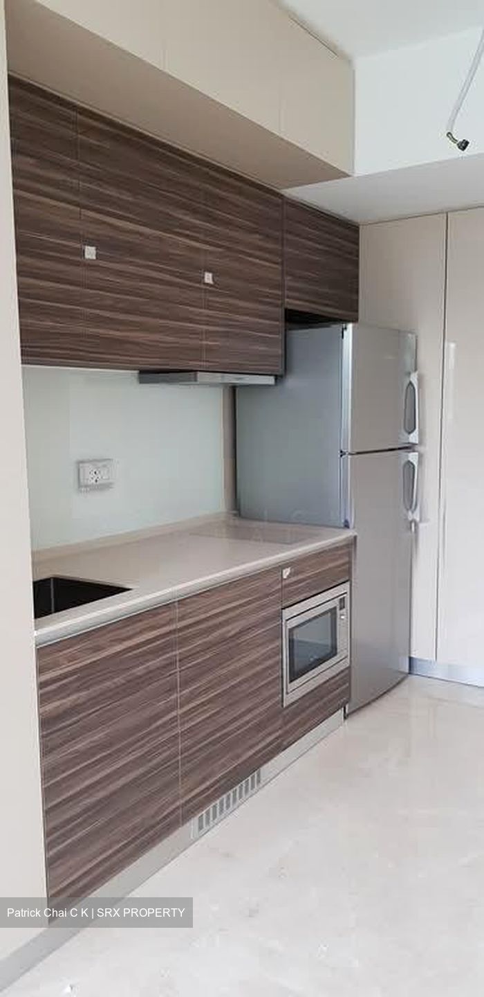 Commonwealth Towers (D3), Condominium #537700431